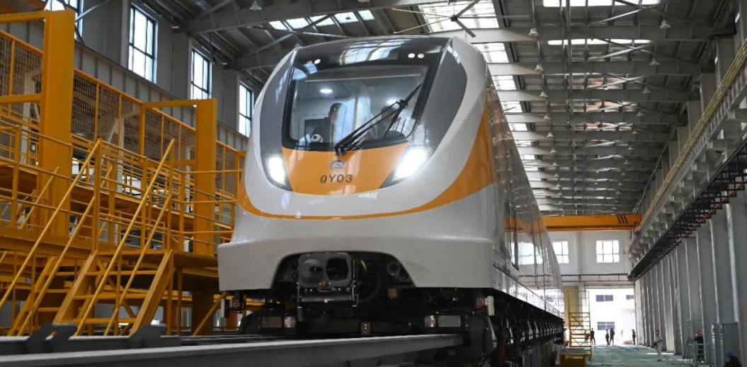 清遠(yuǎn)磁浮首列車啟動上線調(diào)試工作